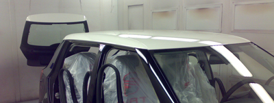 Pintando un techo y portón trasero